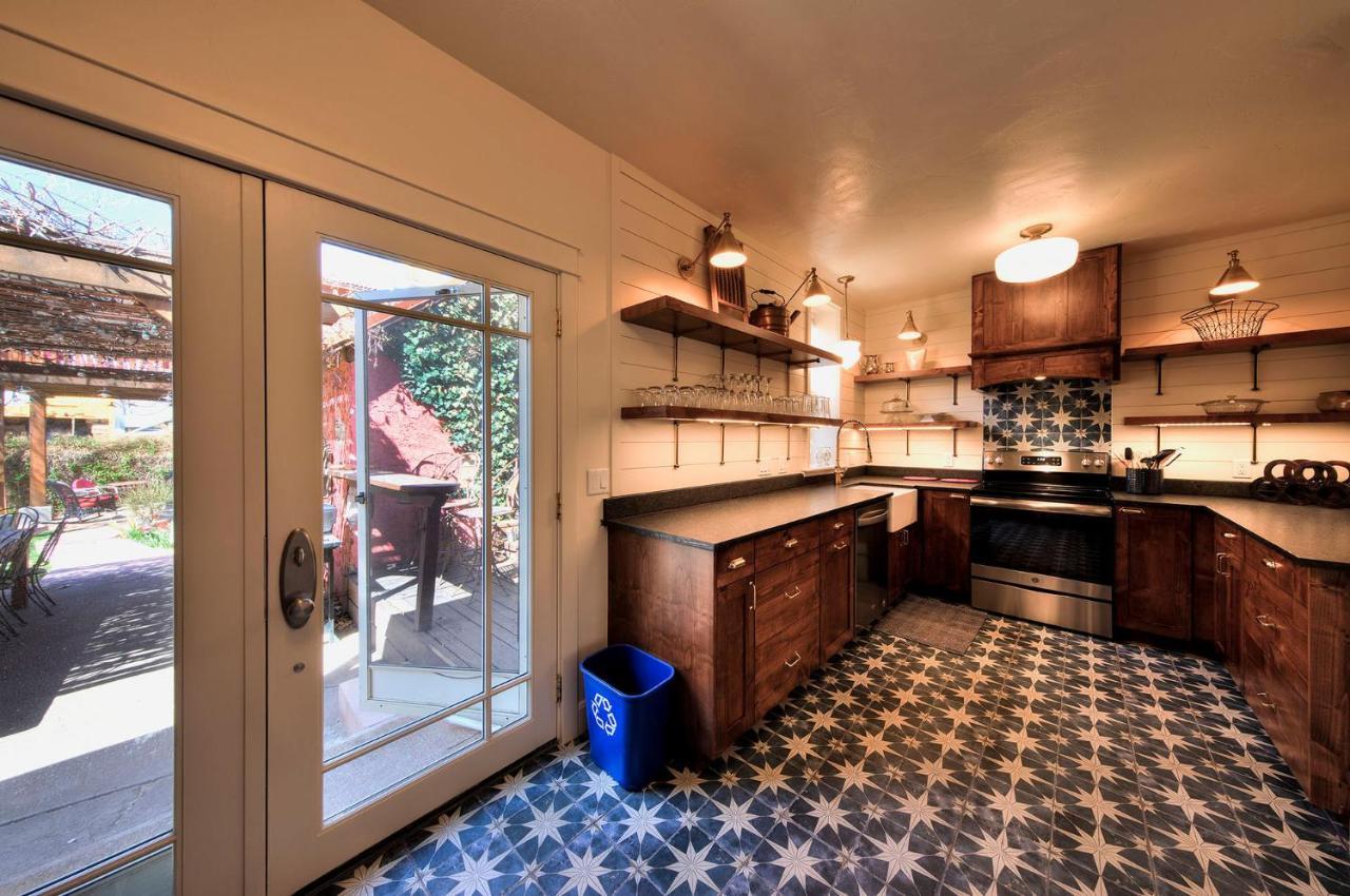 Cali Cochitta Vacation Rentals Moab Exterior photo
