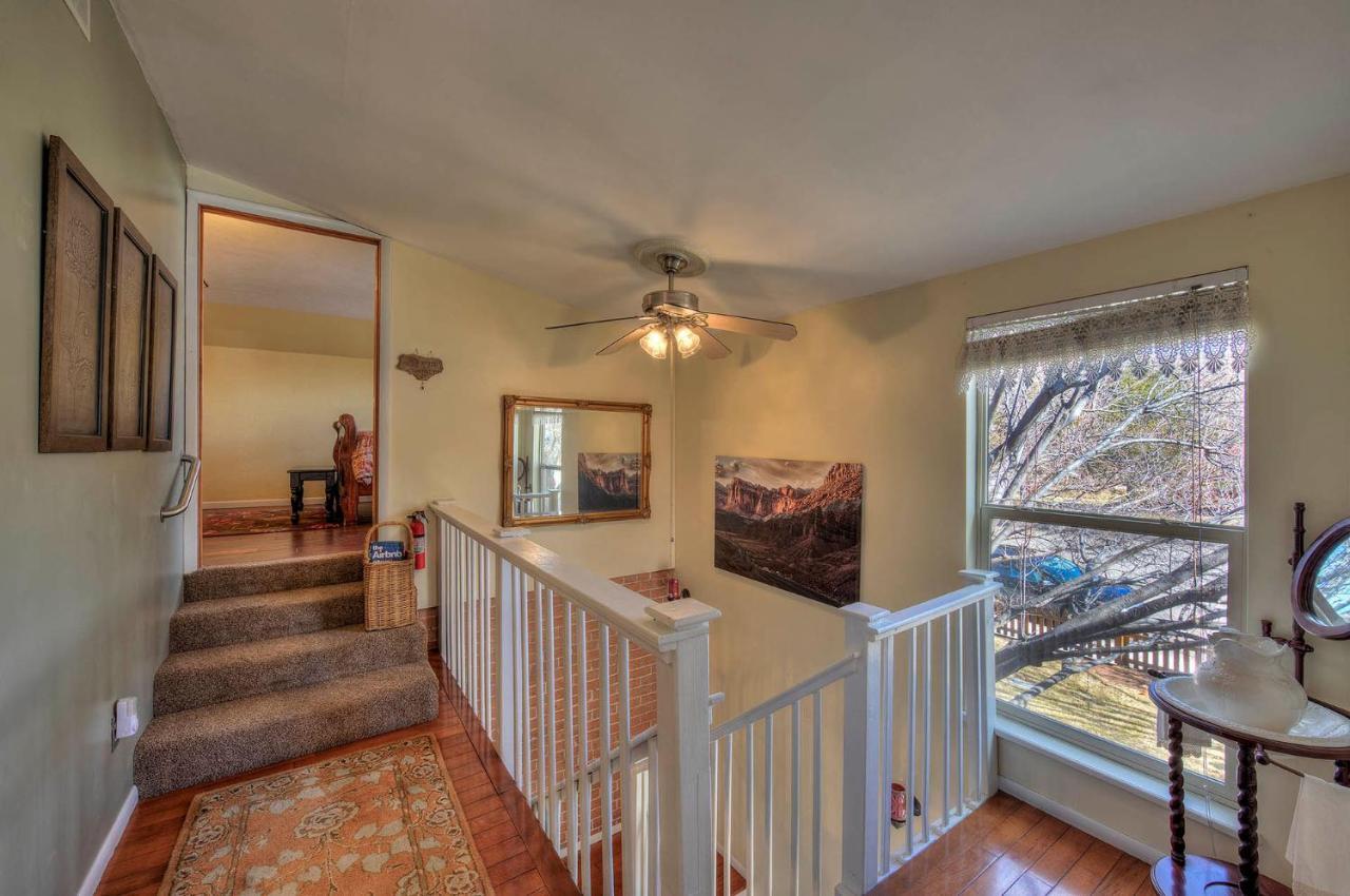 Cali Cochitta Vacation Rentals Moab Exterior photo