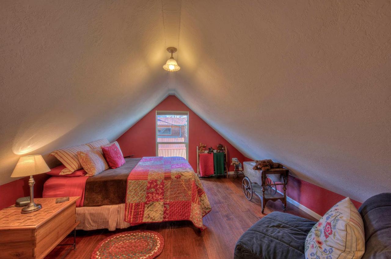 Cali Cochitta Vacation Rentals Moab Exterior photo