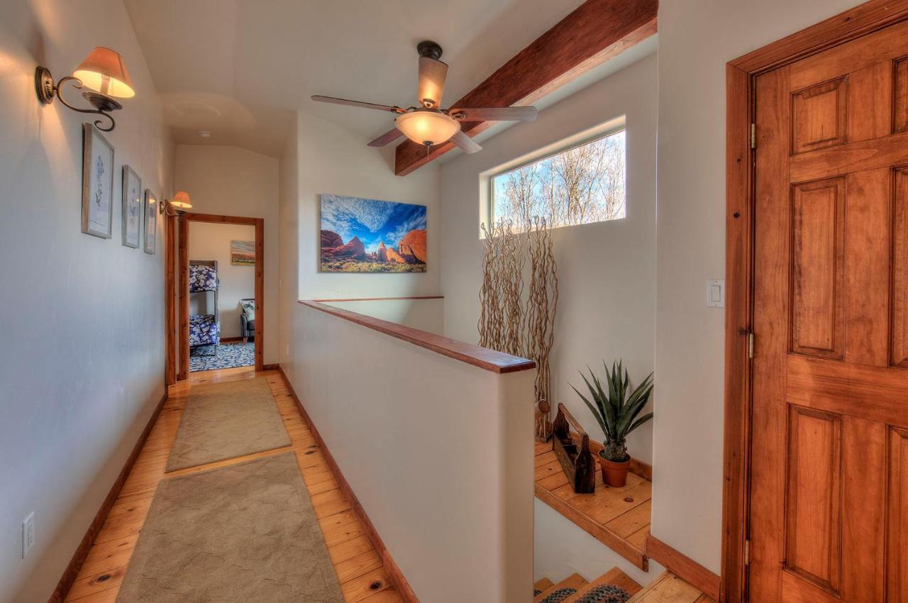 Cali Cochitta Vacation Rentals Moab Exterior photo