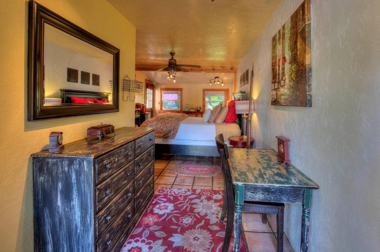 Cali Cochitta Vacation Rentals Moab Exterior photo